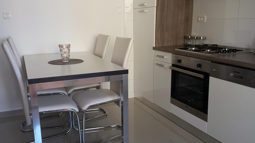 Apartment Sandrica ストモルスカ 部屋 写真
